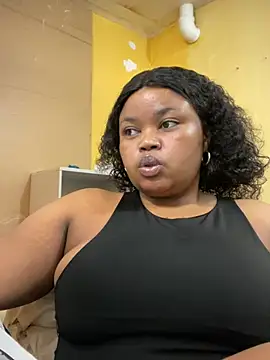 Snapshot of Curveysinaa chatting on 20, 2, 2025 Curveysinaa online show from 20, 2, 2025