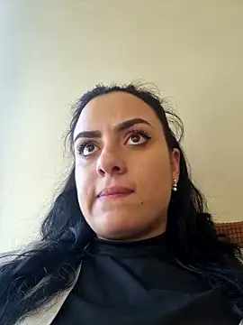 ElyzaIbarra online show from 6, 3, 2025