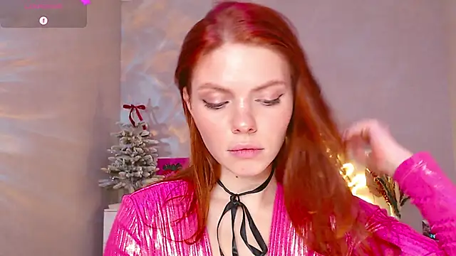 Snapshot of Red__Candy chatting on 4, 1, 2025 Red Candy online show from 4, 1, 2025