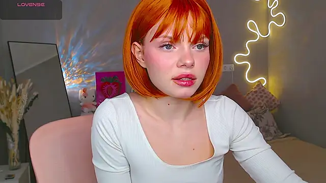 Snapshot of Red__Candy chatting on 25, 2, 2025 Red Candy online show from 25, 2, 2025