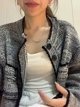 Snapshot of Aimeil chatting on 7, 12, 2024 Aimeil online show from 7, 12, 2024