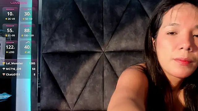 Snapshot of LuciaMoretti_ chatting on 17, 6, 2026 LuciaMoretti online show from 17, 6, 2026