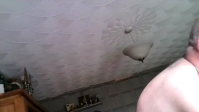 Adamdaddybear online show from 17, 2, 2025