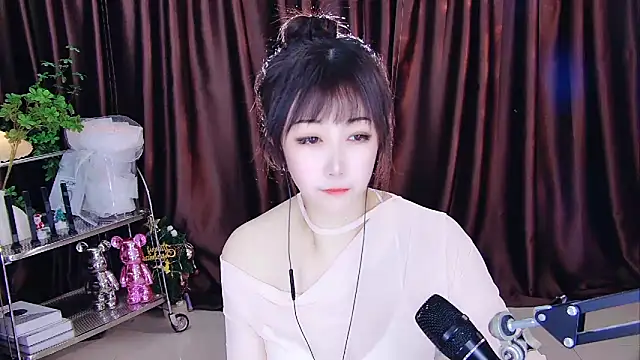 Snapshot of xiaoya666--baby chatting on 22, 2, 2025 xiaoya666--baby online show from 22, 2, 2025