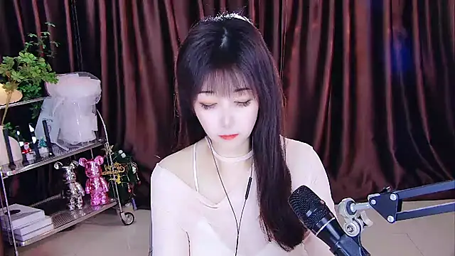 Snapshot of xiaoya666--baby chatting on 23, 2, 2025 xiaoya666--baby online show from 23, 2, 2025