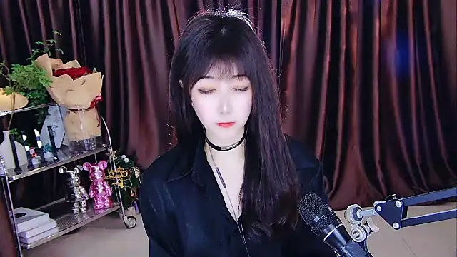 Snapshot of xiaoya666--baby chatting on 27, 2, 2025 xiaoya666--baby online show from 27, 2, 2025