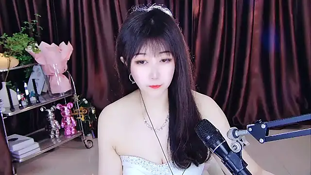 Snapshot of xiaoya666--baby chatting on 3, 3, 2025 xiaoya666--baby online show from 3, 3, 2025