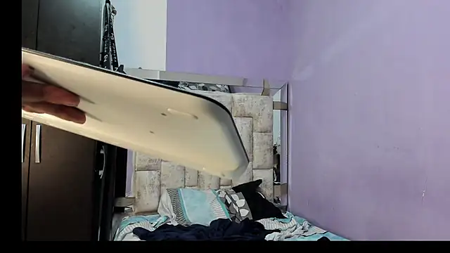 ReisheII Andersom online show from 17, 1, 2025