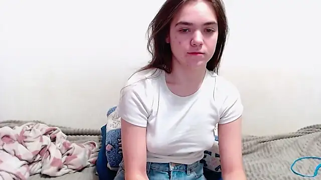 Snapshot of SallyMkn chatting on 7, 2, 2025 SallyMkn online show from 7, 2, 2025