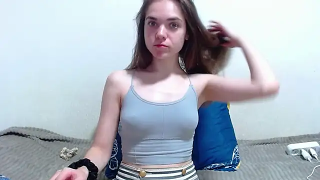 Snapshot of SallyMkn chatting on 10, 9, 2025 SallyMkn online show from 10, 9, 2025