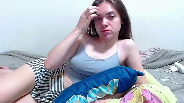 Snapshot of SallyMkn chatting on 12, 9, 2025 SallyMkn online show from 12, 9, 2025