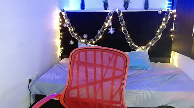 Miapeyton online show from 11, 12, 2024