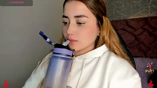 Lucia star   online show from 3, 1, 2025