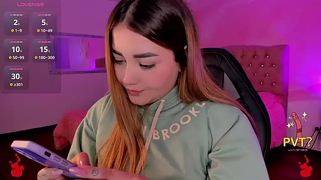 Lucia star   online show from 14, 3, 2025