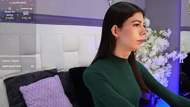 Snapshot of CuteAri chatting on 31, 10, 2025 CuteAri online show from 31, 10, 2025