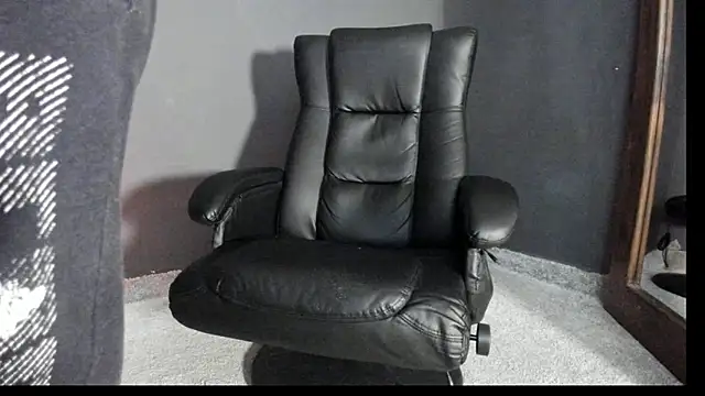 Snapshot of Brock_hurn1 chatting on 12, 9, 2025 Brock hurn1 online show from 12, 9, 2025