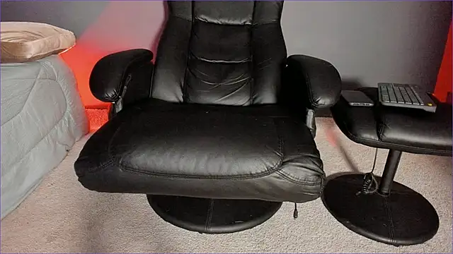 Snapshot of Brock_hurn1 chatting on 3, 2, 2026 Brock hurn1 online show from 3, 2, 2026