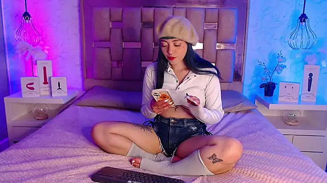 Snapshot of GigiVolkova chatting on 6, 2, 2025 GigiVolkova online show from 6, 2, 2025