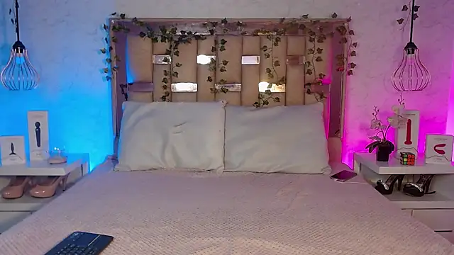 Snapshot of GigiVolkova chatting on 29, 11, 2025 GigiVolkova online show from 29, 11, 2025