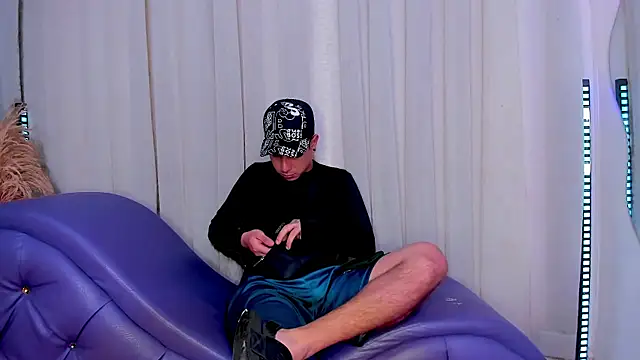 Yourslust  online show from 16, 1, 2026