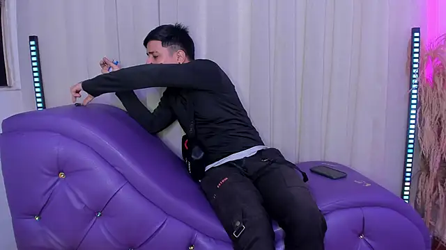 Yourslust  online show from 13, 2, 2026