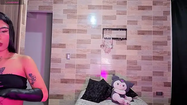 Dolcee zoe online show from 12, 1, 2026