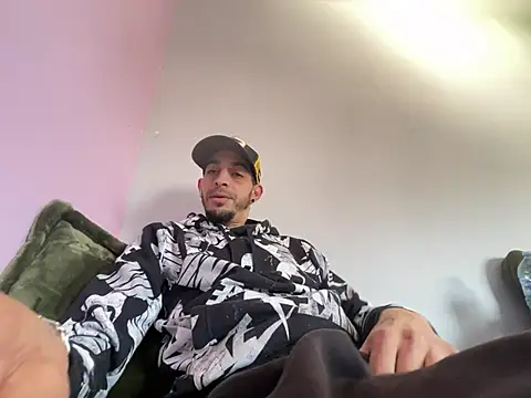 Rebeu313 online show from 20, 2, 2026