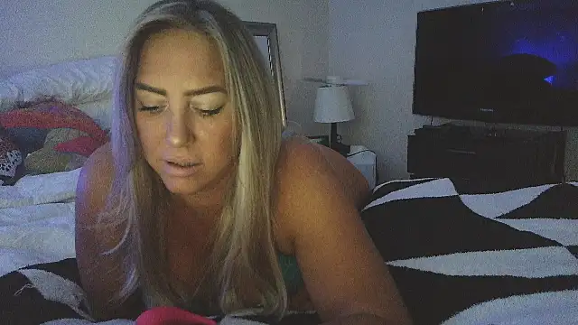 sunshinekisses online show from 2, 10, 2025