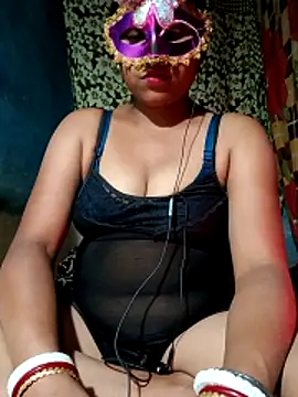 Snapshot of AparnaBoudi chatting on 21, 2, 2026 AparnaBoudi online show from 21, 2, 2026