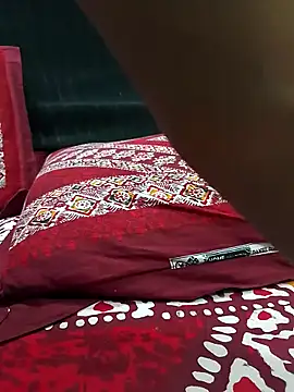 Taniya07 online show from 5, 3, 2025