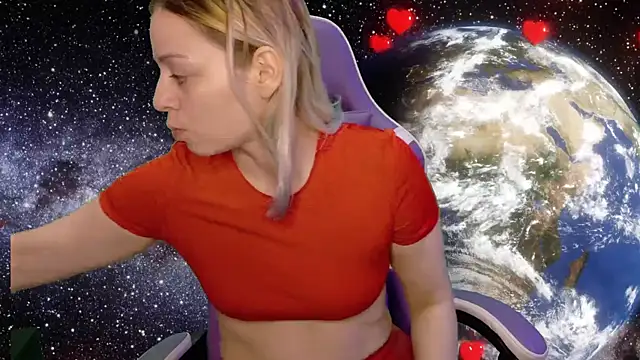 Snapshot of Dolce--Mia---Bianchi__07 chatting on 4, 2, 2025 Dolce--Mia---Bianchi  07 online show from 4, 2, 2025