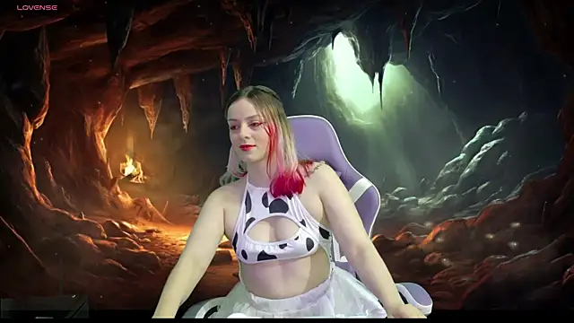 Snapshot of Dolce--Mia---Bianchi__07 chatting on 19, 2, 2025 Dolce--Mia---Bianchi  07 online show from 19, 2, 2025