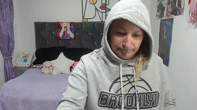 emperabigbootybigass online show from 14, 7, 2026