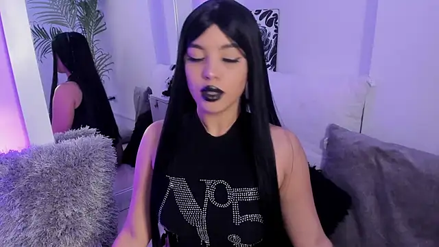 Manu Velez online show from 28, 1, 2025