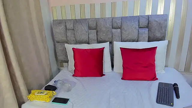 Snapshot of nova_lane chatting on 3, 3, 2026 nova lane online show from 3, 3, 2026