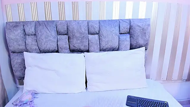 Snapshot of nova_lane chatting on 28, 3, 2026 nova lane online show from 28, 3, 2026