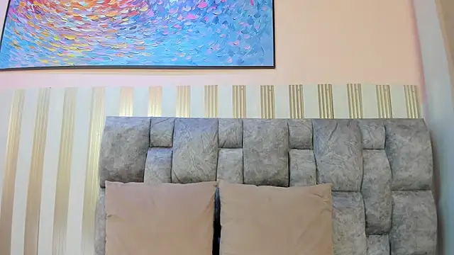 Snapshot of nova_lane chatting on 1, 4, 2026 nova lane online show from 1, 4, 2026