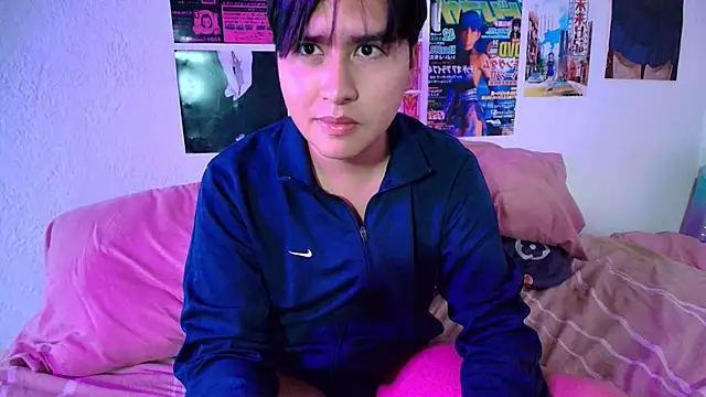 Snapshot of shinji-18 chatting on 9, 3, 2025 shinji-18 online show from 9, 3, 2025