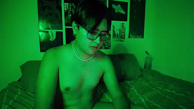 Snapshot of shinji-18 chatting on 15, 3, 2025 shinji-18 online show from 15, 3, 2025