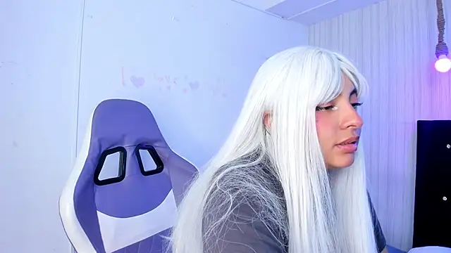 miku katsuragi online show from 16, 12, 2025