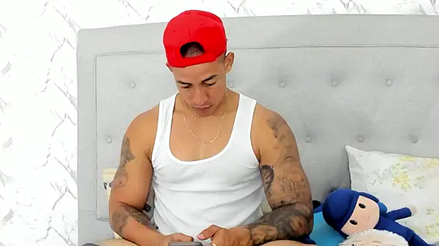 luigiferrara online show from 15, 2, 2025