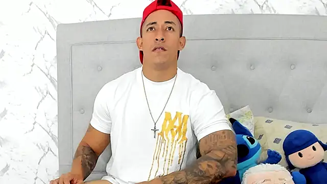 luigiferrara online show from 23, 2, 2025