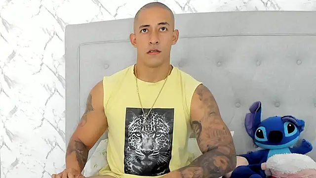 luigiferrara online show from 28, 2, 2025