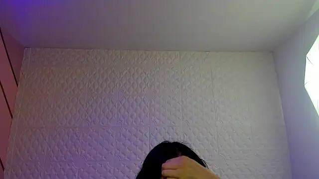 Snapshot of Violetaa_diazz chatting on 2, 12, 2025 Violetaa diazz online show from 2, 12, 2025