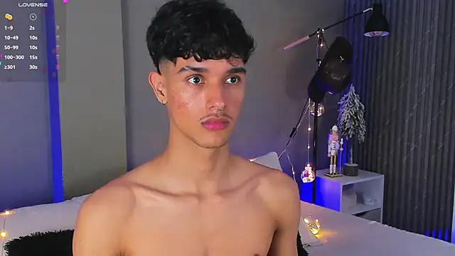 Snapshot of Busterspinter chatting on 11, 12, 2024 Busterspinter online show from 11, 12, 2024