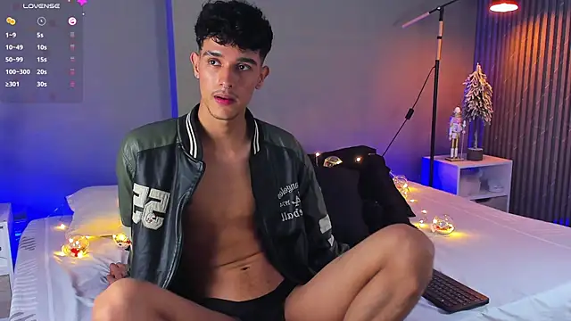 Snapshot of Busterspinter chatting on 13, 12, 2024 Busterspinter online show from 13, 12, 2024