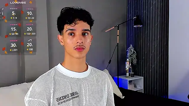 Snapshot of Busterspinter chatting on 18, 12, 2024 Busterspinter online show from 18, 12, 2024