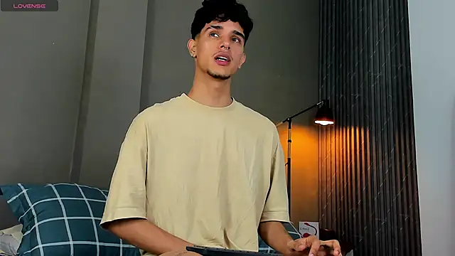 Snapshot of Busterspinter chatting on 3, 1, 2025 Busterspinter online show from 3, 1, 2025