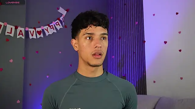 Snapshot of Busterspinter chatting on 23, 2, 2025 Busterspinter online show from 23, 2, 2025