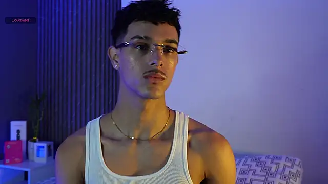 Snapshot of Busterspinter chatting on 15, 9, 2025 Busterspinter online show from 15, 9, 2025